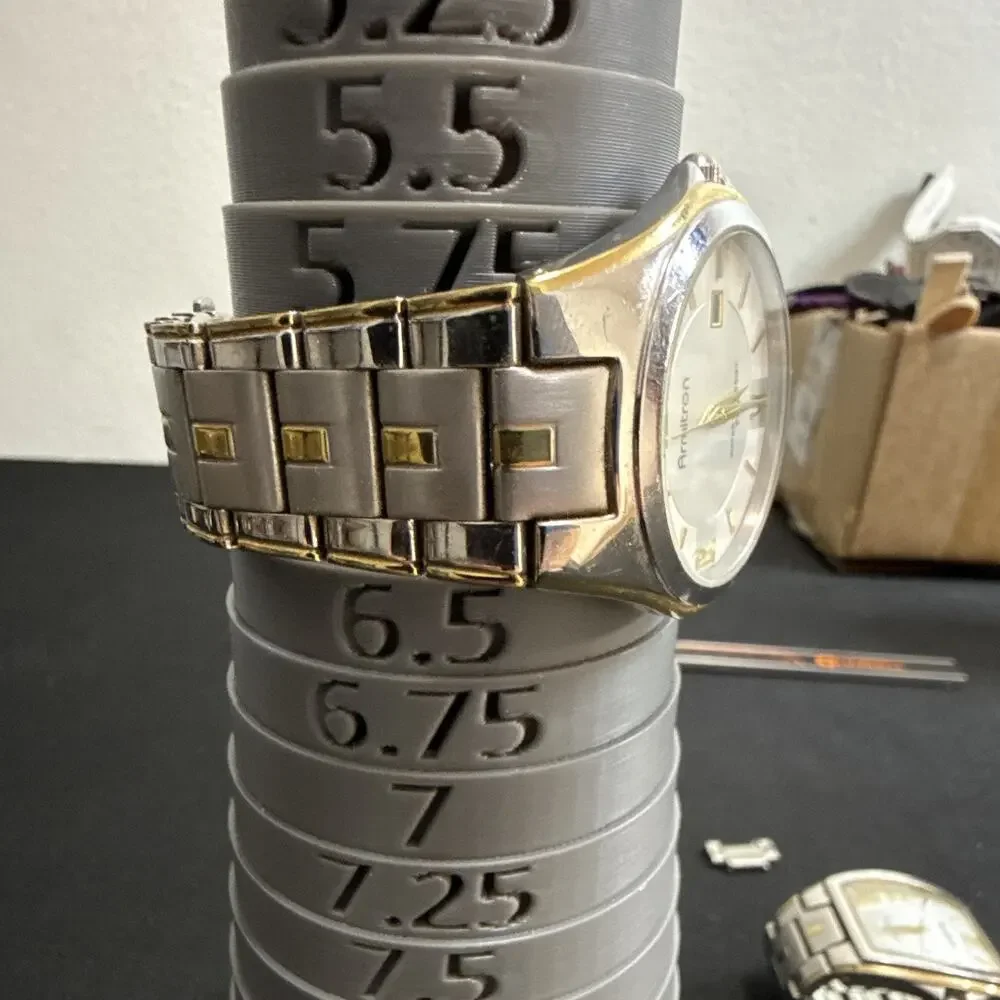 2 ARMITRON MENS WRISTWATCHES ONE ROUND ONE SQUARE NEW BATTERIES RUN EXCELLENT